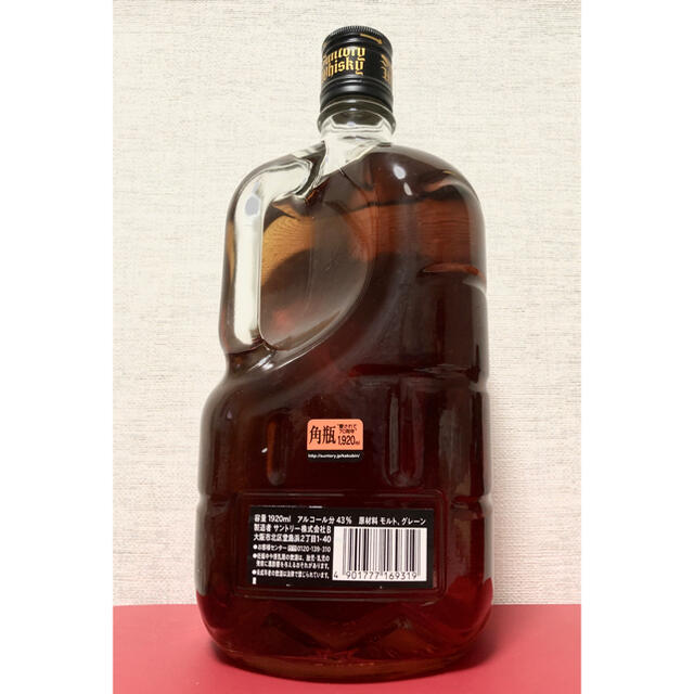 サントリー(サントリー)の　［専用］黒角 角瓶 黒 43° 1920ml 膳2.7L 二条大麦100％ 食品/飲料/酒の酒(ウイスキー)の商品写真