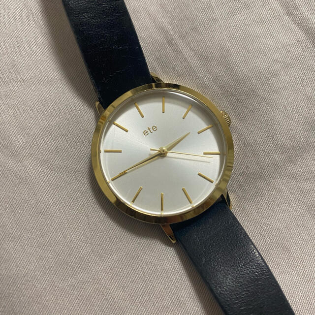 ete(エテ)のete 腕時計 ブラック ゴールド レディースのファッション小物(腕時計)の商品写真