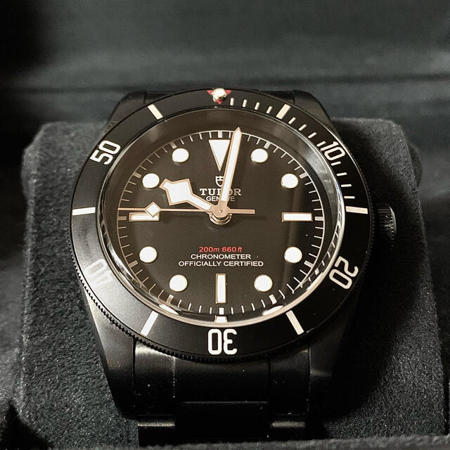 Tudor(チュードル)のTUDOR 生産終了間近　自動　チューダー　ブラックベイ　ダークM79230DK メンズの時計(腕時計(アナログ))の商品写真