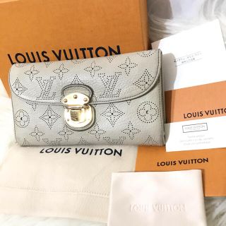 ルイヴィトン(LOUIS VUITTON)のヴィトン♡マヒナ♡モノグラム♡財布♡正規品♡本物♡アイボリー　ゴールド(財布)