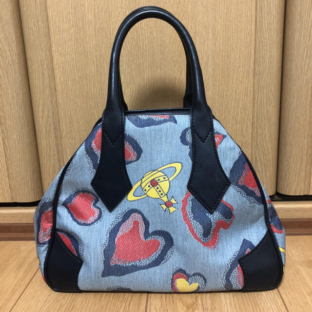 Vivienne Westwood(ヴィヴィアンウエストウッド)のVivienne Westwood ハンドバッグ レディースのバッグ(ハンドバッグ)の商品写真