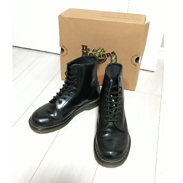 【送料無料】箱付き ドクターマーチン Dr.Martens 8ホール  25cm