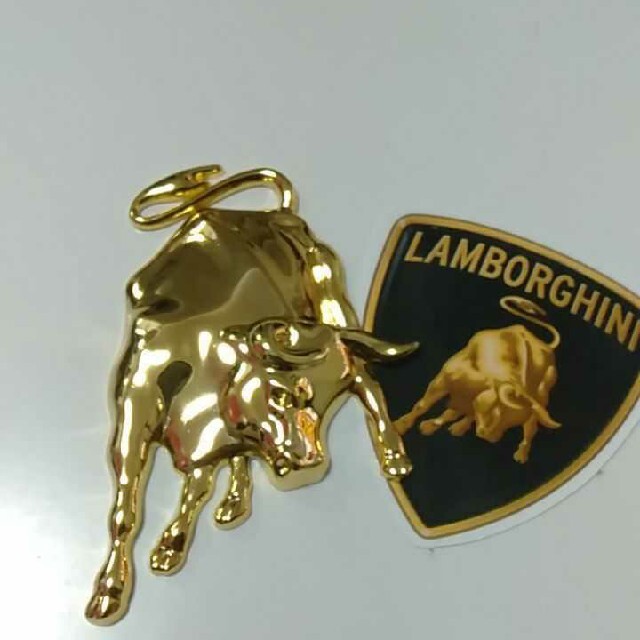 Lamborghini(ランボルギーニ)のランボルギーニスッテカー 自動車/バイクの自動車(車種別パーツ)の商品写真