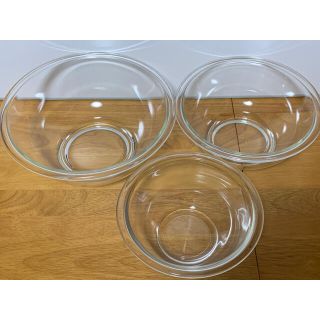 パイレックス(Pyrex)の調理用　耐熱ガラスボウル　3個セット(調理道具/製菓道具)