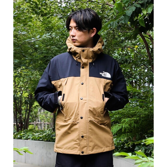 THE NORTH FACE(ザノースフェイス)の【付属品完備】THE NORTH FACE マウンテンライトジャケット XXL メンズのジャケット/アウター(マウンテンパーカー)の商品写真