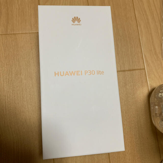 HUAWEI(ファーウェイ)の【新品未開封品】HUAWEI p30lite パールホワイト スマホ/家電/カメラのスマートフォン/携帯電話(スマートフォン本体)の商品写真