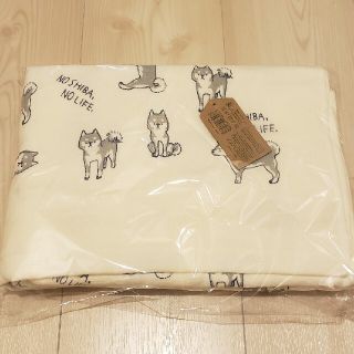 ガーゼ　バスタオル　新品(タオル/バス用品)