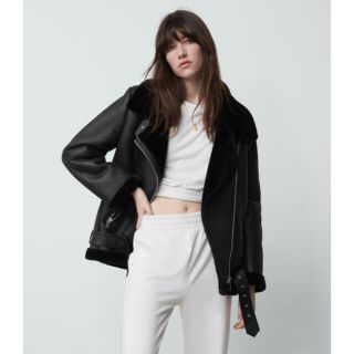 ザラ(ZARA)の【SALE】ザラZARA 【新品】ムートンライダーズジャケットXS(ムートンコート)