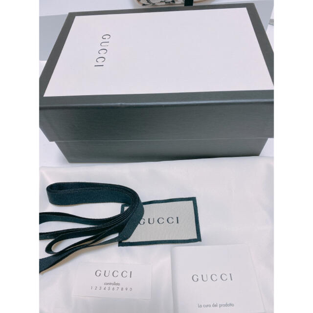 Gucci(グッチ)のGUCCI ポーチ ハーバリウム レディースのファッション小物(ポーチ)の商品写真