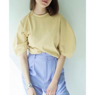 トゥモローランド(TOMORROWLAND)のMamu puff sleeve tee イエロー(Tシャツ(半袖/袖なし))