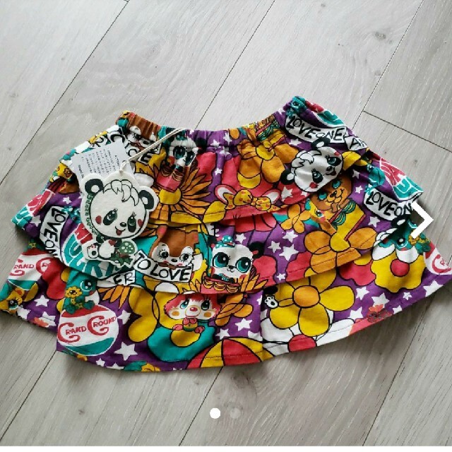 GrandGround(グラグラ)のグラグラ　新品スカート size100 キッズ/ベビー/マタニティのキッズ服女の子用(90cm~)(スカート)の商品写真