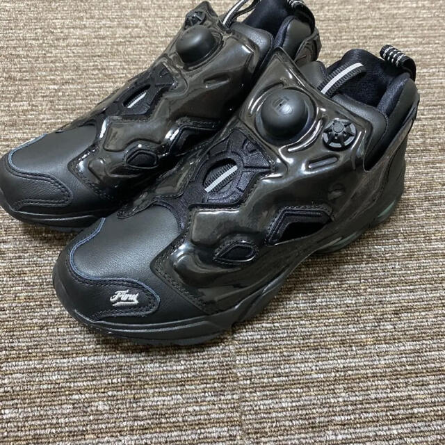 Reebok(リーボック)の[美品][希少]Reebok  FURY MILLENNIUM BK 23cm レディースの靴/シューズ(スニーカー)の商品写真