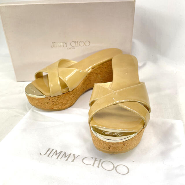 JIMMY CHOO(ジミーチュウ)の専用【超美品】ジミーチュウ エナメル 厚底 ウェッジソール  サンダル スリッパ レディースの靴/シューズ(サンダル)の商品写真