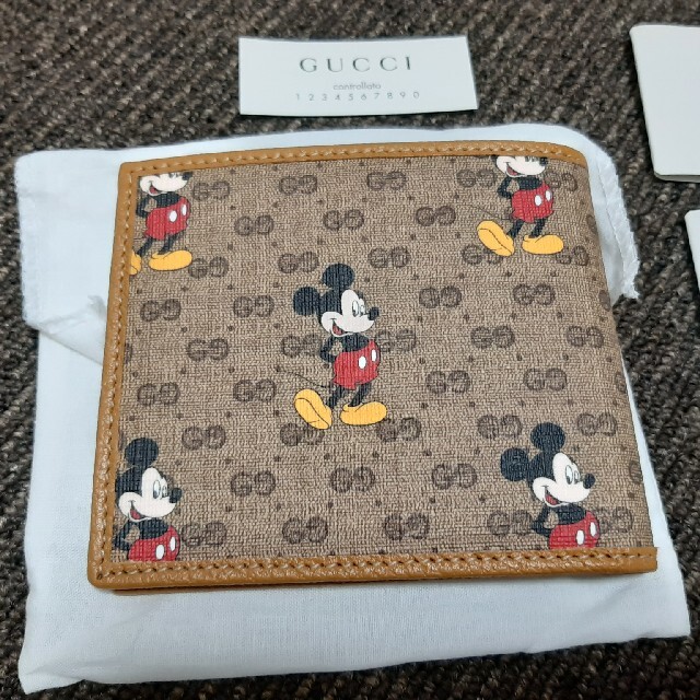 ルのデパー Gucci 未使用 財布 札入れ 限定 二つ折りの通販 by のんたん's
