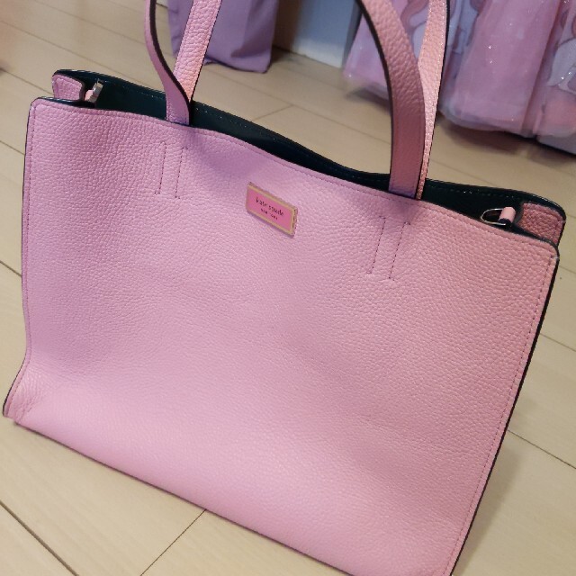 kate spade new york(ケイトスペードニューヨーク)のkate spadeショルダーバッグ レディースのバッグ(ショルダーバッグ)の商品写真