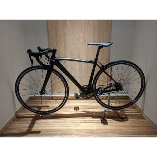 スペシャライズド(Specialized)のカーボン ロードバイク SPECIALIZED TARMAC SPORT 105(自転車本体)