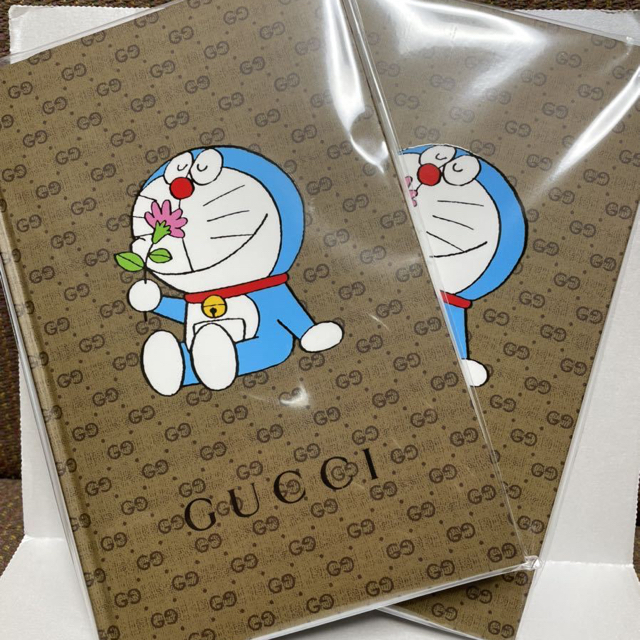 Gucci(グッチ)のCanCam  3月号 ドラえもん GUCCI 限定 ノート 2冊 インテリア/住まい/日用品の文房具(ノート/メモ帳/ふせん)の商品写真