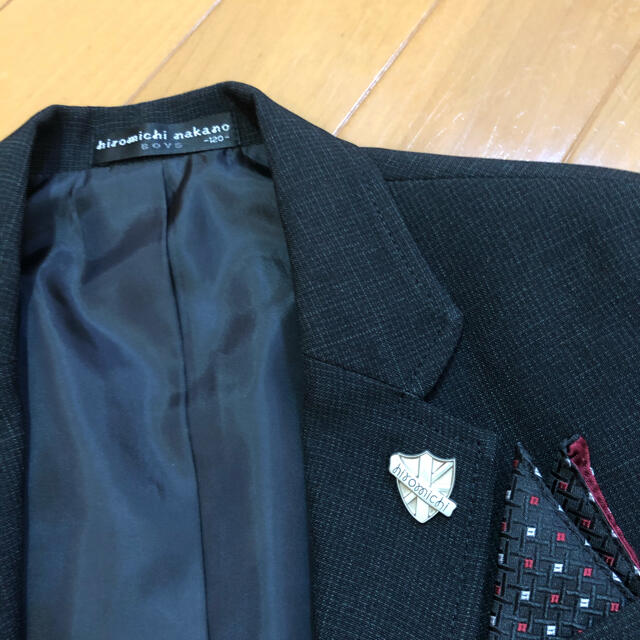 HIROMICHI NAKANO(ヒロミチナカノ)のhiromichi nakano 男の子 スーツ 120cm キッズ/ベビー/マタニティのキッズ服男の子用(90cm~)(ドレス/フォーマル)の商品写真