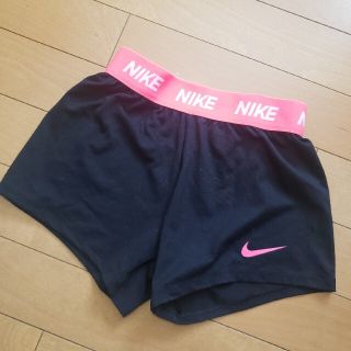 ナイキ(NIKE)のNIKE ナイキ ショートパンツ(パンツ/スパッツ)