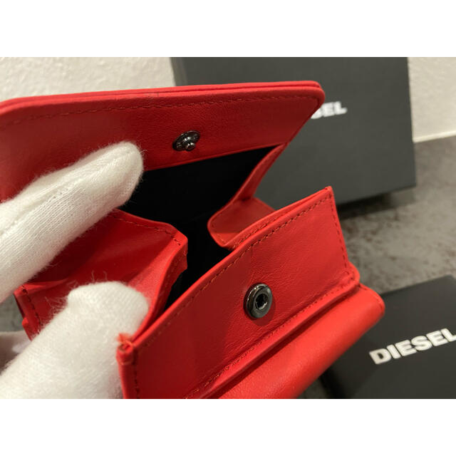 DIESEL(ディーゼル)の☆プレゼントにもオススメ☆【新品、未使用】ディーゼル コンパクト 折り財布 レディースのファッション小物(財布)の商品写真