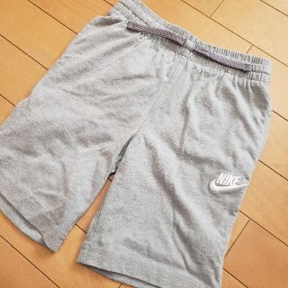 ナイキ(NIKE)のNIKE ハーフパンツ(パンツ/スパッツ)