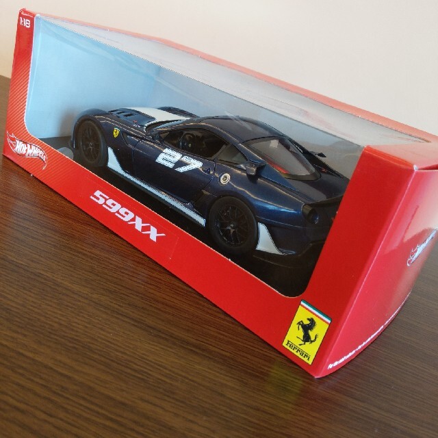 Ferrari(フェラーリ)のピースケ様専用フェラーリ599XX ホットホイール　1/18 エンタメ/ホビーのおもちゃ/ぬいぐるみ(ミニカー)の商品写真