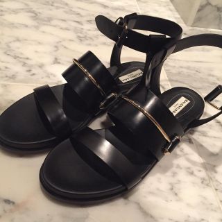 バレンシアガ(Balenciaga)のバレンシアガ♥︎未使用サンダル38(サンダル)