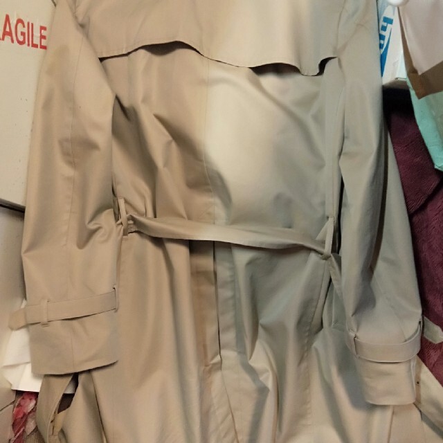 UNIQLO(ユニクロ)のユニクロのシッカリしたトレンチコート メンズのジャケット/アウター(トレンチコート)の商品写真