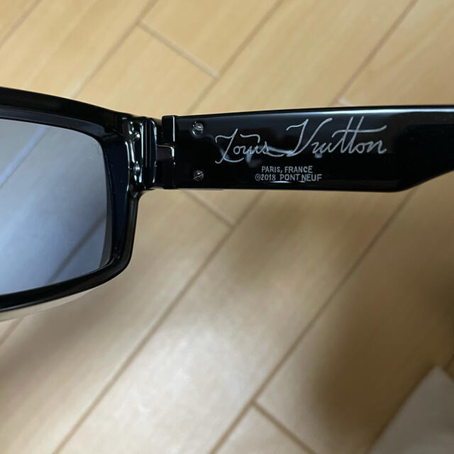 LOUIS VUITTON(ルイヴィトン)のlouis vuitton millionaire 1.1 ヴィトン メンズのファッション小物(サングラス/メガネ)の商品写真