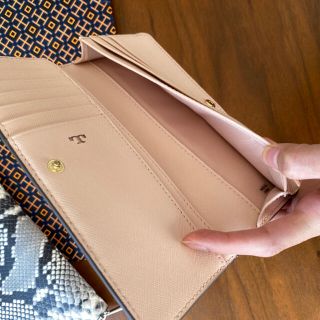 Tory Burch - ロビンソン スリム ウォレット 長財布の通販 by