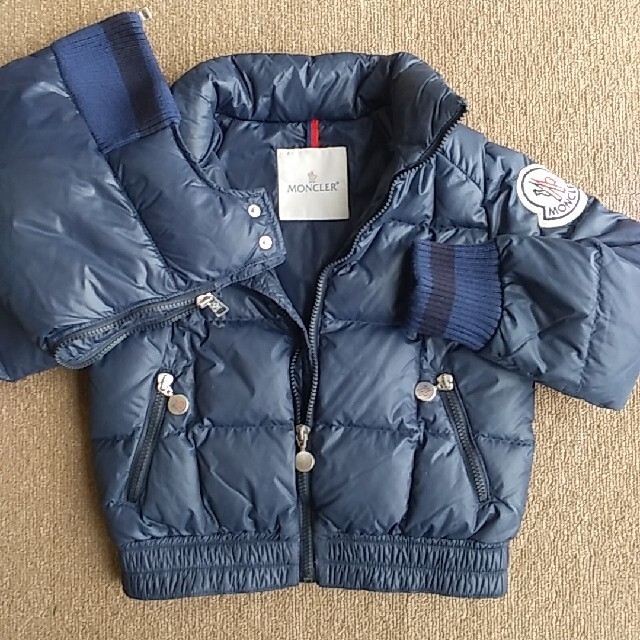 モンクレール　Moncler　ダウンベスト　キッズ　6A 110 120