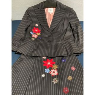 モスキーノ スーツ(レディース)の通販 24点 | MOSCHINOのレディースを