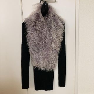 カルヴェンフェイクファーストール新品タグ付き　マフラーオフホワイト　CARVEN