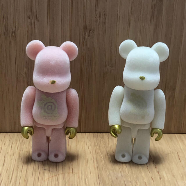 キャンドルBE@RBRICK　ベアブリック　100%　クリスマス　蓄光　2体セット　未開封