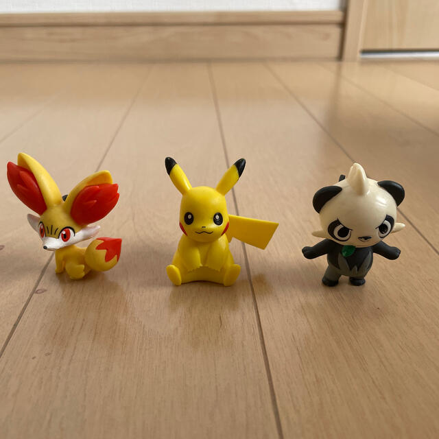 ポケモン(ポケモン)のポケモンフィギュア エンタメ/ホビーのフィギュア(ゲームキャラクター)の商品写真