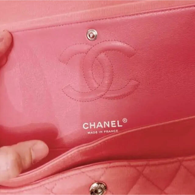 CHANEL(シャネル)のCHANELジャージ生地のピンクマトラッセ レディースのバッグ(ショルダーバッグ)の商品写真