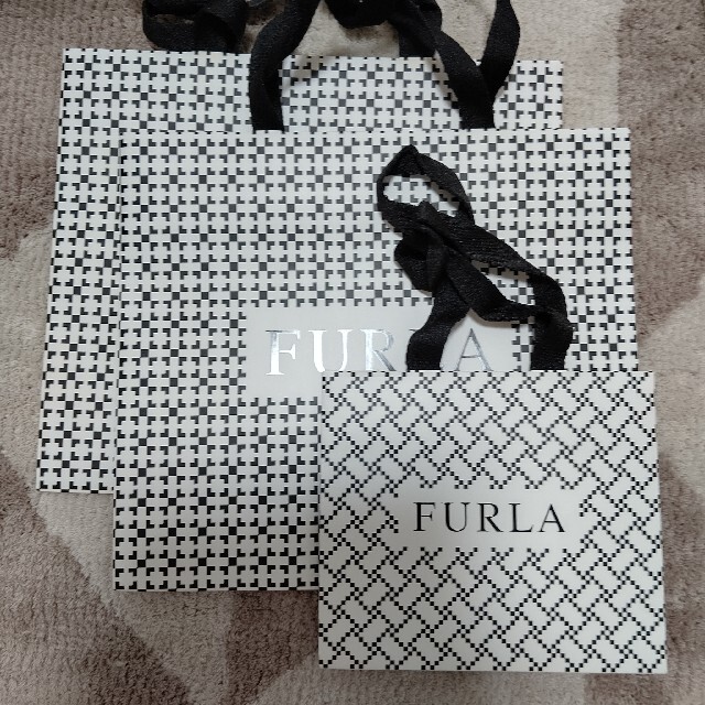 Furla(フルラ)のFURLA 紙袋 レディースのバッグ(ショップ袋)の商品写真