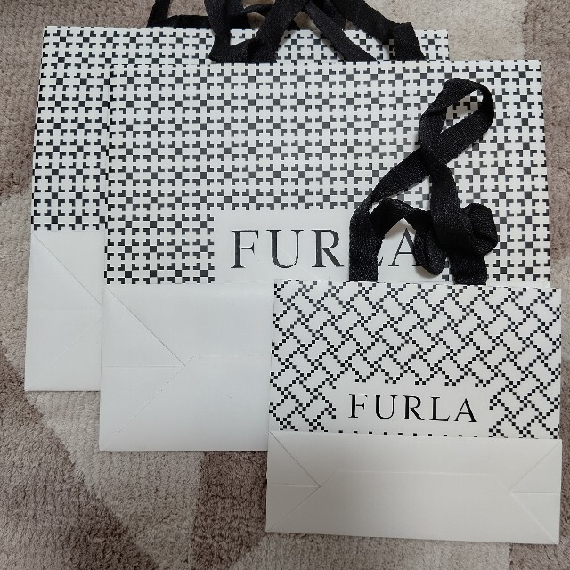 Furla(フルラ)のFURLA 紙袋 レディースのバッグ(ショップ袋)の商品写真