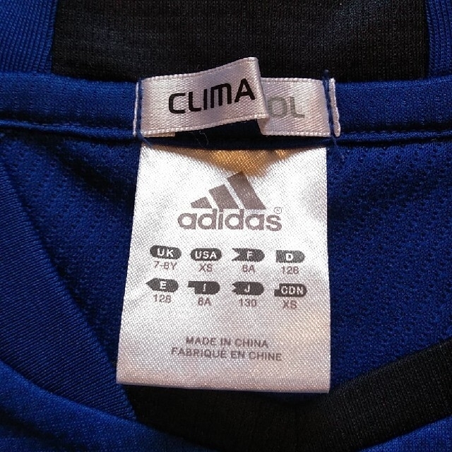 adidas(アディダス)のアディダスサッカーTシャツ　長袖　キッズ スポーツ/アウトドアのサッカー/フットサル(ウェア)の商品写真