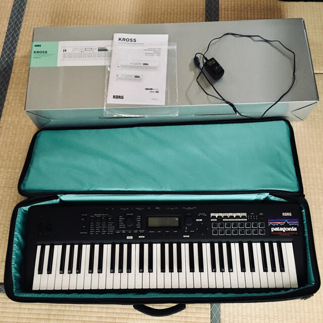 korg kross2-61MB コルグ　クロス2 シンセサイザー　ハードシンセ 楽器の鍵盤楽器(キーボード/シンセサイザー)の商品写真