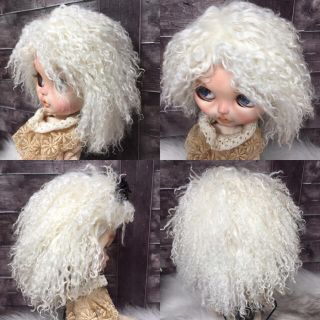 blythe_シャイニーカフェラテ✨w-112チベットラムフルスキンウィッグ