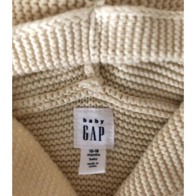 babyGAP(ベビーギャップ)のGAP くま耳フード　ガーター編みセーター キッズ/ベビー/マタニティのベビー服(~85cm)(ニット/セーター)の商品写真