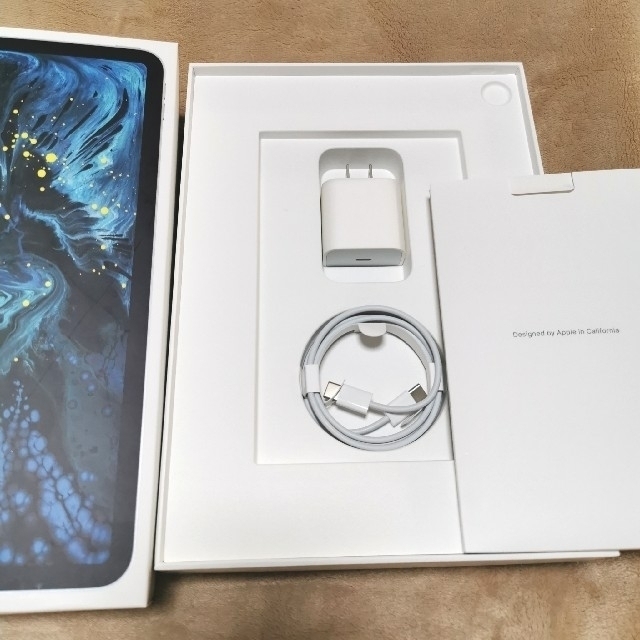 iPad(アイパッド)のiPad Pro 11 (2018) 本体 + Apple Pencil2 スマホ/家電/カメラのPC/タブレット(タブレット)の商品写真