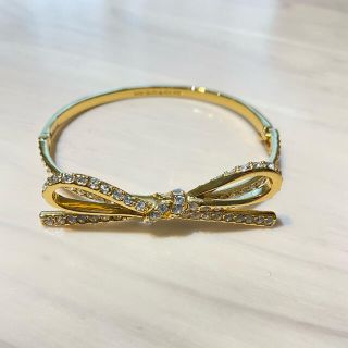 ケイトスペードニューヨーク(kate spade new york)のKate spade リボンブレスレット　バングル(ブレスレット/バングル)