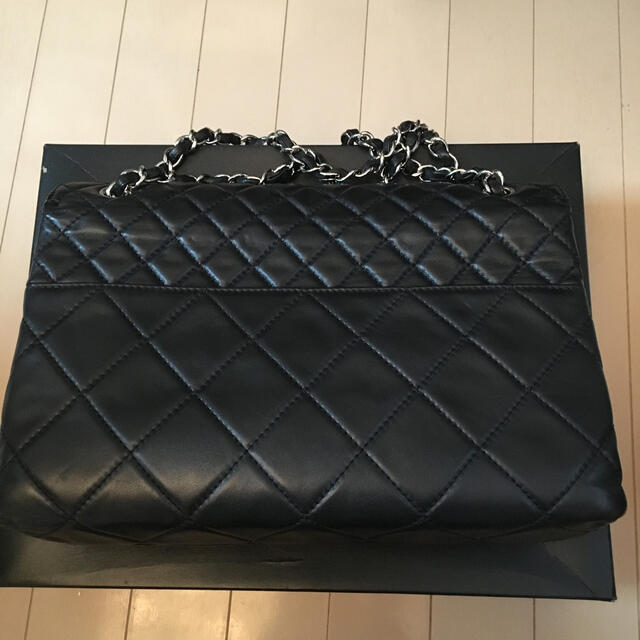 CHANEL(シャネル)のシャネル　　マトラッセ　美品 レディースのバッグ(ショルダーバッグ)の商品写真