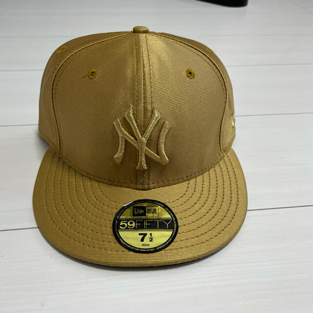 レア】NEW ERA 7 1/2 NEW YORK CITY ゴールド キャップ-