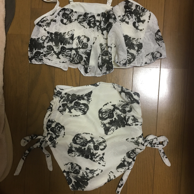 【新品】猫柄♡ハイウエストビキニ レディースの水着/浴衣(水着)の商品写真