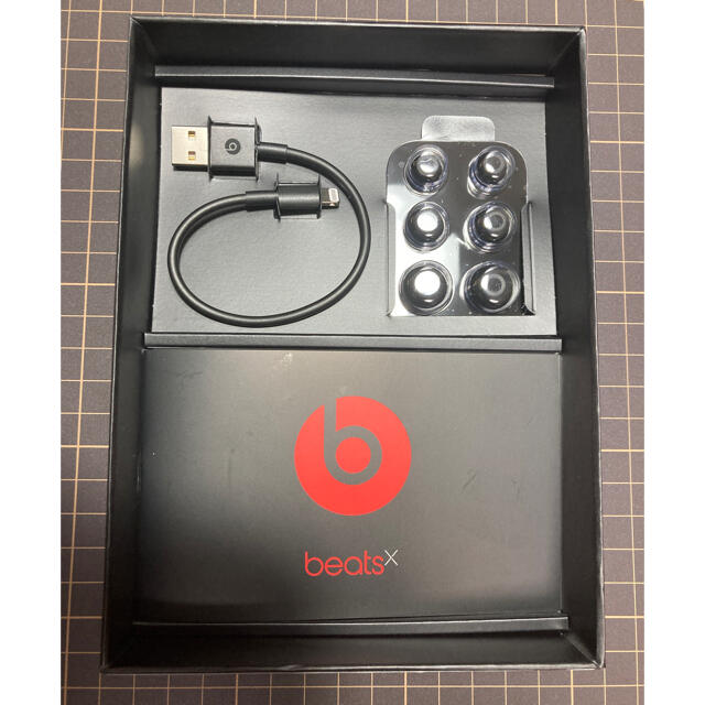 Beats by Dr Dre(ビーツバイドクタードレ)の BeatsX  スマホ/家電/カメラのオーディオ機器(ヘッドフォン/イヤフォン)の商品写真