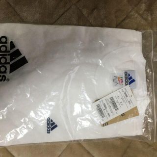 アディダス(adidas)のadidas アディダス Tシャツ　M　新品・未開封　 ワンポイント(Tシャツ/カットソー(半袖/袖なし))