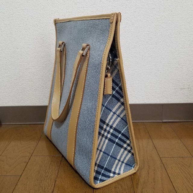 BURBERRY BLUE LABEL(バーバリーブルーレーベル)のBURBERRY BLUE LABEL トートバッグ レディースのバッグ(トートバッグ)の商品写真